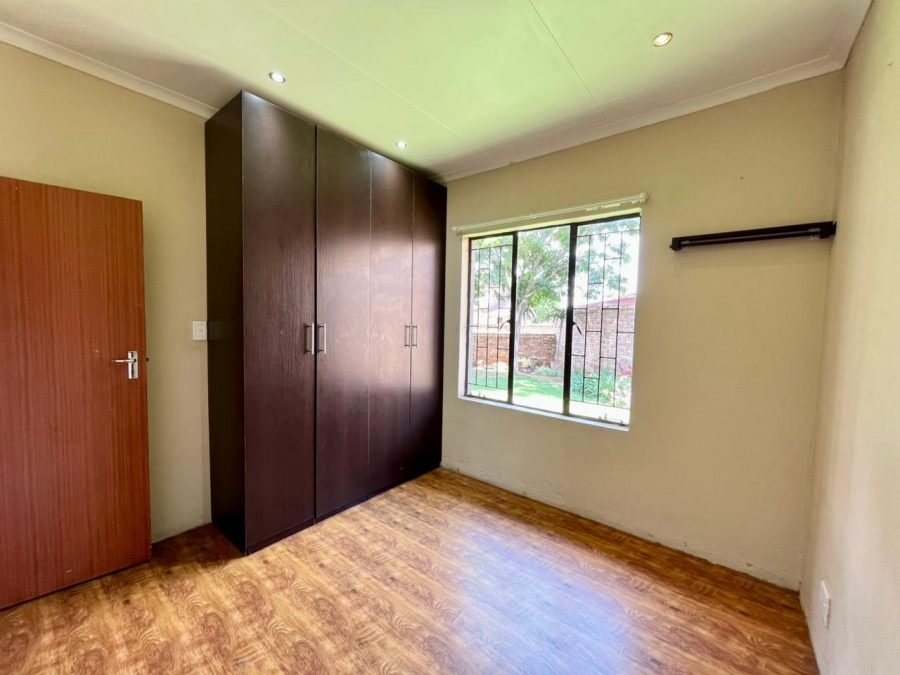 4 Bedroom Property for Sale in Waterval East North West